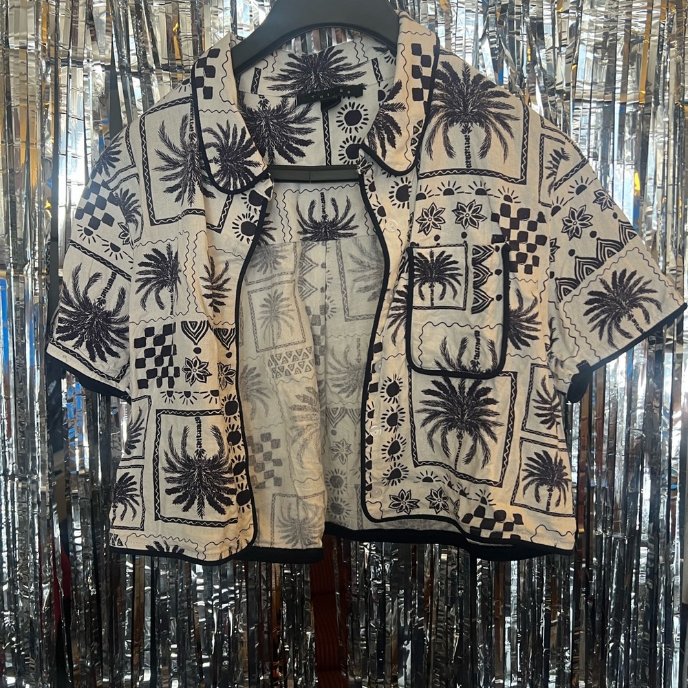 Navy and White Patterned Short Sleeve linen shirt